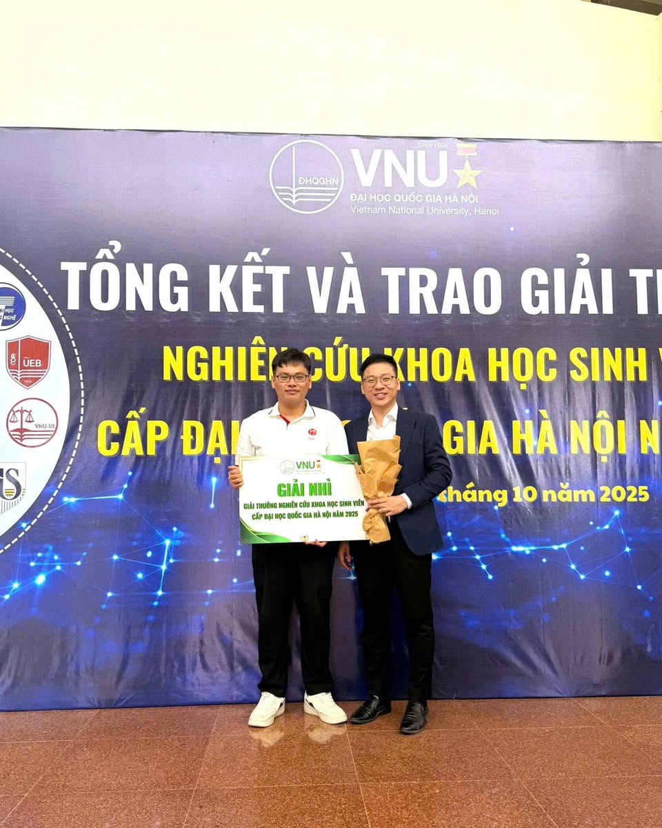 Sinh viên Khoa học Quản lý đạt Giải Nhì tại Giải thưởng Nghiên cứu khoa học sinh viên cấp Đại học Quốc gia Hà Nội  2025